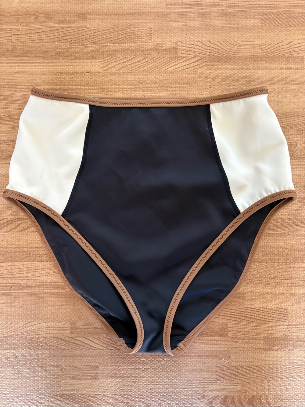 It's Now Cool High Waisted Bikini Bottom Black White Colorblock Size L